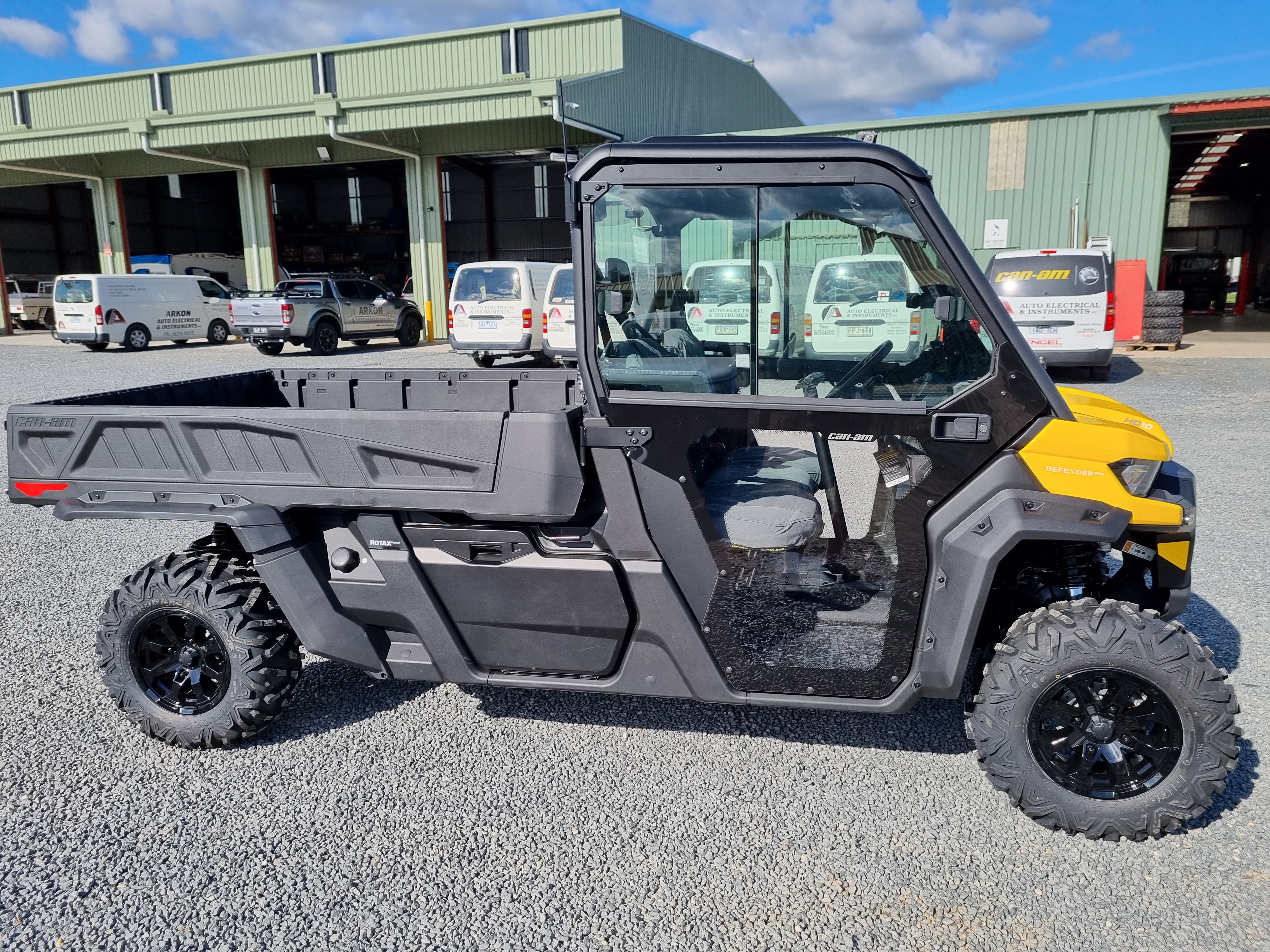 2023 Defender Pro DPS HD10 - 4